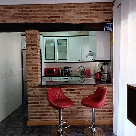 Casa Oasis Puertollano, Una Casa Rural En Puertollano, Agradable, Con Piscina En Zona Tranquila Εξωτερικό φωτογραφία