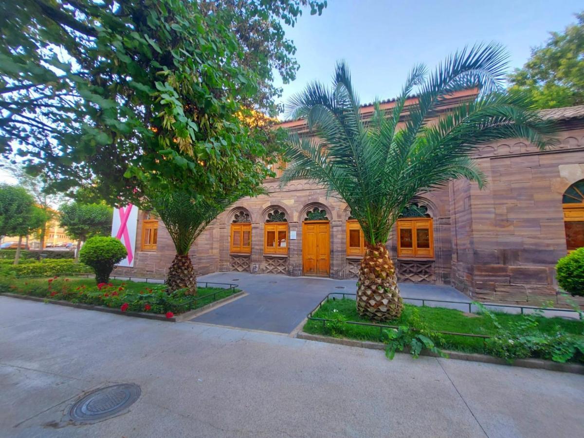 Casa Oasis Puertollano, Una Casa Rural En Puertollano, Agradable, Con Piscina En Zona Tranquila Εξωτερικό φωτογραφία
