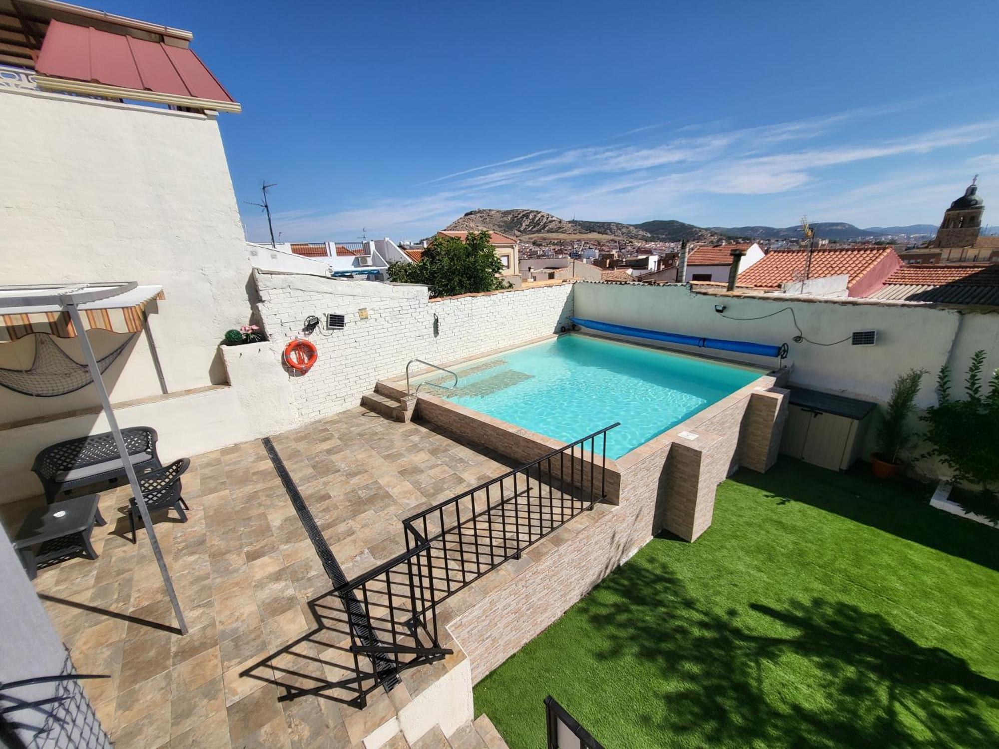 Casa Oasis Puertollano, Una Casa Rural En Puertollano, Agradable, Con Piscina En Zona Tranquila Εξωτερικό φωτογραφία