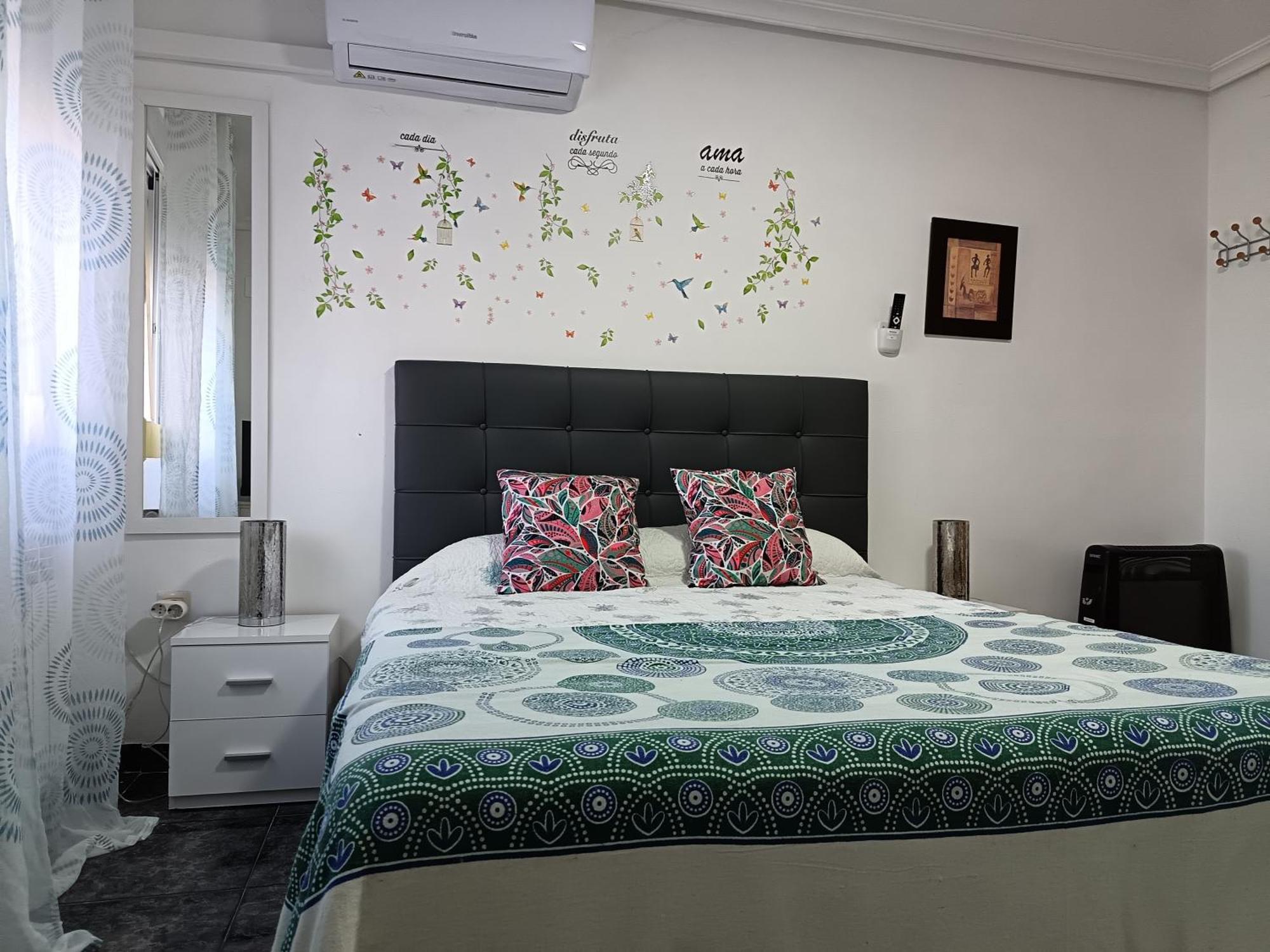 Casa Oasis Puertollano, Una Casa Rural En Puertollano, Agradable, Con Piscina En Zona Tranquila Εξωτερικό φωτογραφία